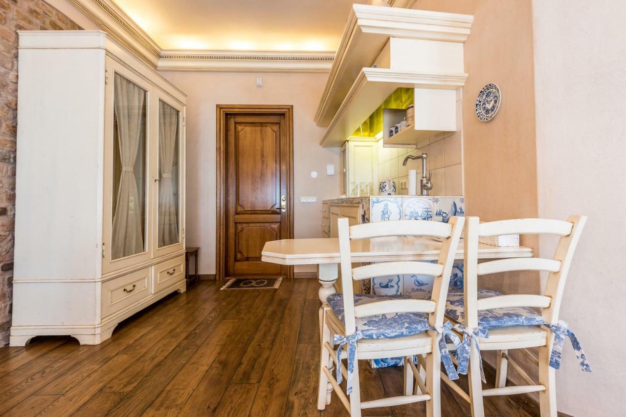 Angel House Vilnius, Pilies Apartment ภายนอก รูปภาพ